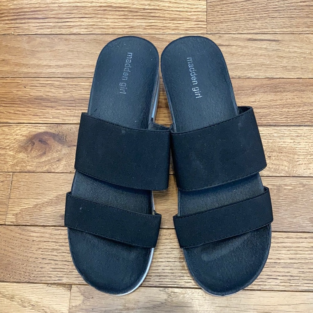 Madden girl strappy sandals